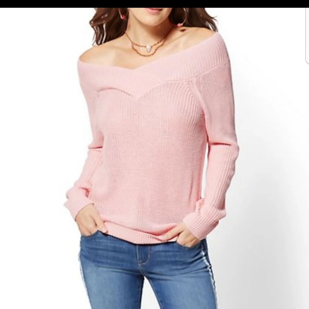 Brand New NY & C Sweater color cherry blossom